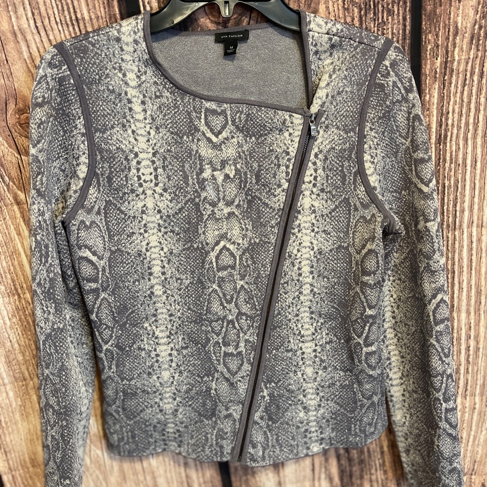 Ann Taylor Snake Print Asymmetrical Knit Moto Jacket Size Medium